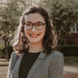 Meet your Posher, Laura